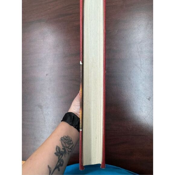 The Da Vinci Code Hardcover Book - Picture 2 of 3